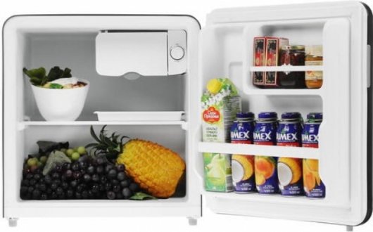 Холодильник Retro Black черного цвета в аренду