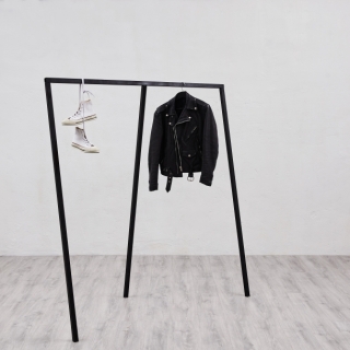 Напольная вешалка Special Basic Black в аренду