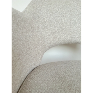 Кресло Primera Бежевого цвета в аренду